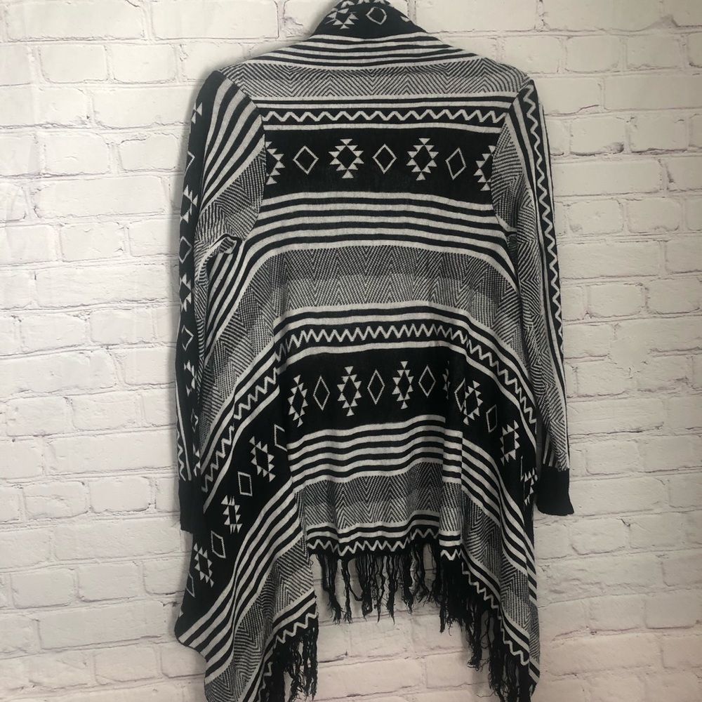 Aztec Print Open Cardigan L - Picture 5 of 5